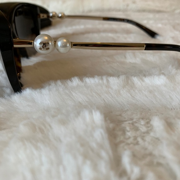 Chanel Black/Brown C1550/S2 Sunglasses main image 5